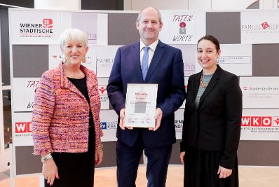 Am 24. Oktober 2019 eröffnete Bundesministerin Ines Stilling die Preisverleihung der frauen- und familienfreundlichsten Betriebe Wien 2019.