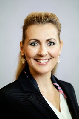 Christine Aschbacher, Bundesministerin für Arbeit, Familie und Jugend