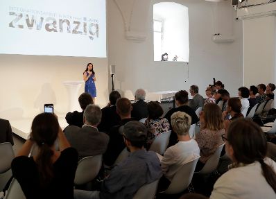 Am 27. Juni 2017 sprach Staatssekretärin Muna Duzdar (im Bild) Grußworte beim Festakt "20 Jahre Integrationsarbeit in Wien".