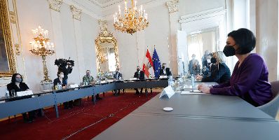 Am 6. Jänner 2022 fand ein Roundtable der Bundesregierung mit den Landeshauptleuten und der gesamtstaatlichen COVID-Krisenkoordination (GECKO) statt.