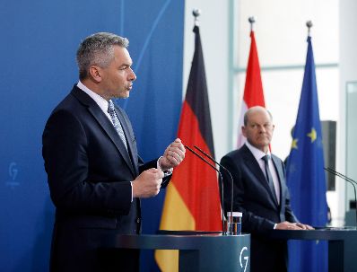 Am 31. März 2022 reiste Bundeskanzler Karl Nehammer (l.) zu einem Arbeitsbesuch nach Berlin. Im Bild mit Bundeskanzler Olaf Schulz (r.) bei der Pressekonferenz.