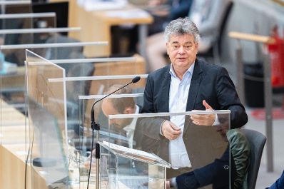 Am 02. Juni 2022 stellte Bundeskanzler Karl Nehammer im Bundesrat die neuen Regierungsmitglieder vor. Im Bild Vizekanzler Werner Kogler.