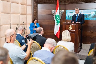 Am 14. Juli 2022 reiste Bundeskanzler Karl Nehammer nach Beirut. Im Bild beim Treffen mit dem libanesischen Präsidenten Michel Aoun.