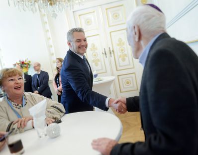 Am 29. September 2022 gab Bundeskanzler Karl Nehammer (l.) einen Empfang zum jüdischen Neujahrstag "Rosch ha-Schana" im Bundeskanzleramt.