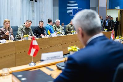 Am 9. Februar 2023 nahm Bundeskanzler Karl Nehammer in Brüssel an der außerordentlichen Tagung des Europäischen Rats der EU-Staats- und Regierungschefs teil.