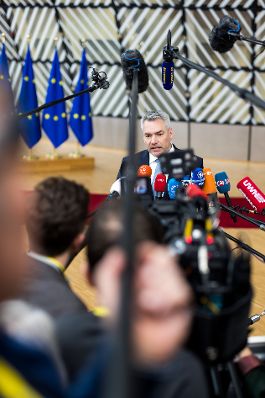 Am 23. März 2023 nahm Bundeskanzler Karl Nehammer (im Bild) am EU-Gipfeltreffen der Staats- und Regierungschefs teil.