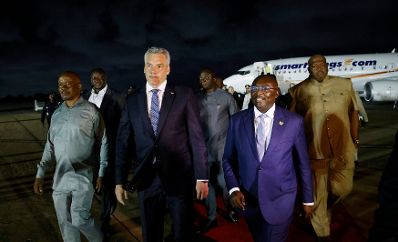 Am 25. April 2023 reiste Bundeskanzler Karl Nehammer (3.v.l.) zu einem Arbeitsbesuch nach Ghana.