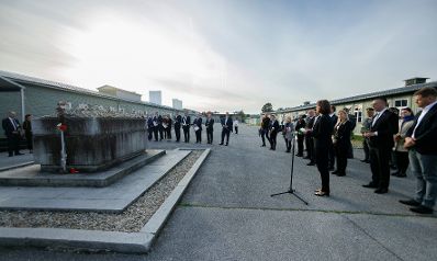 Am 4. Mai 2023 nahm Bundeskanzler Karl Nehammer am Festakt zum Gedenken an die Befreiung des KZ-Gusen und KZ-Mauthausen teil. Im Bild Bundesministerin Karoline Edtstadler.