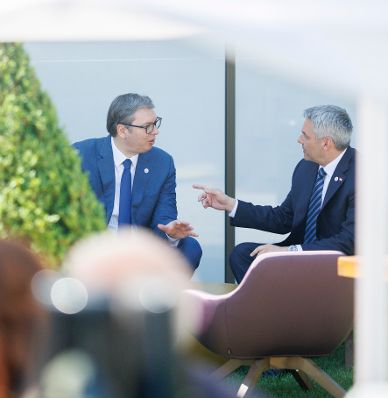 Am 1. Juni 2023 nahm Bundeskanzler Karl Nehammer (r.) am Gipfel der Europäischen Politischen Gemeinschaft in der Republik Moldau teil. Im Bild mit dem serbischen Präsidenten Aleksandar Vučić (l.).