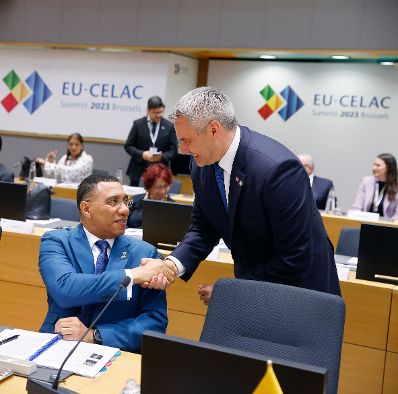 Am 23. März 2023 nahm Bundeskanzler Karl Nehammer (r.) am EU-Lateinamerika Gipfel der Staats- und Regierungschefs teil.