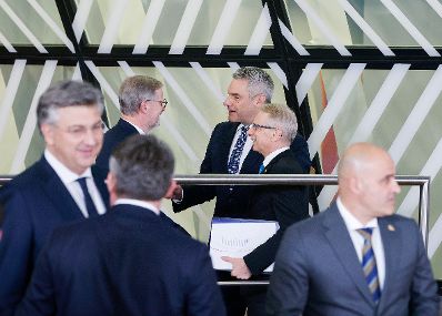 Am 13. Dezember 2023 nahm Bundeskanzler Karl Nehammer (3.v.r.) am EU-Westbalkan Gipfel in Brüssel teil.