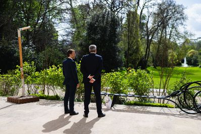 Am 4. April 2024 reiste Bundeskanzler Karl Nehammer (r.) zu einem Arbeitsbesuch nach Paris. Im Bild mit dem französischen Präsidenten Emmanuel Macron (l.).