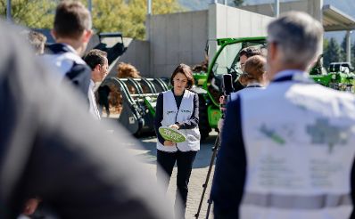 Am 10. September 2021 besuchte Bundesministerin Karoline Edtstadler (m.) im Rahmen ihres Bundesländertags in der Steiermark die Firma Komptech GmbH.