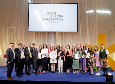 Am 14. Juni 2022 überreichte Bundesministerin Karoline Edtstadler den Europa-Staatspreis 2022 in 5 Kategorien.