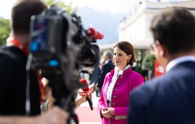 Am 5. September 2022 nahem Bundesministerin Karoline Edtstadler an der 50. Jahrfeier Autonomiestatus Südtirol teil.