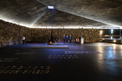 Am 13. September 2022 setzte Bundesministerin Karoline Edtstadler ihren mehrtägigen Arbeitsbesuch nach Israel fort. Im Bild beim Besuch des „Yad Vashem - The World Holocaust Remembrance Center“.