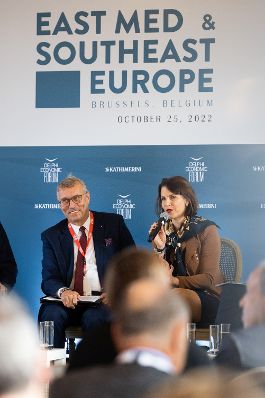 Am 25. Oktober 2022 reiste Bundesministerin Karoline Edtstadler nach Brüssel. Im Bild bei der „Southeast Europe & East Med“ Konferenz.