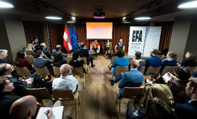 Am 20. März 2023 reiste Bundesministerin Karoline Edtstadler nach Brüssel und nahm an einer Diskussionsveranstaltung des Europäischen Forums Alpbach teil.