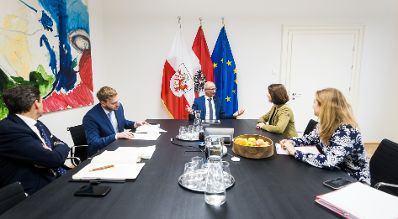 Am 27. März 2023 traf Bundesministerin Karoline Edtstadler im Rahmen ihres Bundesländertags in Tirol den Landeshauptmann Anton Mattle.