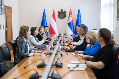 Am 15. Mai 2023 reiste Bundesministerin Karoline Edtstadler (2.v.l.) zu einem Arbeitsbesuch nach Belgrad.