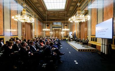Am 5. Juni 2023 nahm Bundesministerin Karoline Edtstadler an dem Symposium Aktuelle Fragen einer StPO-Reform im Parlament teil.
