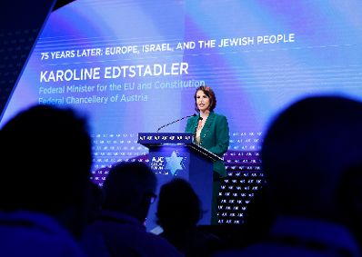 Am 10. Juni 2023 reiste Bundesministerin Karoline Edtstadler (im Bild) zu einem mehrtägigen Arbeitsbesuch nach Israel. Im Bild beim AJC Global Forum.