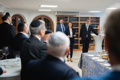 Am 13. Dezember 2023 nahm Bundesministerin Karoline Edtstadler am Chanukka Fest im Sephardischen Zentrum teil.