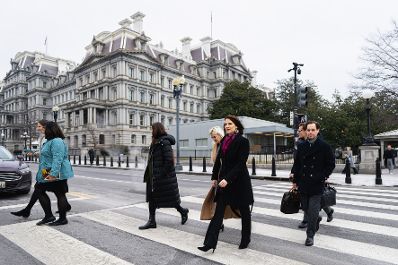 Am 24. Jänner 2024 reiste Bundesministerin Karoline Edtstadler (3.v.r.) zu einem mehrtägigen Arbeitsbesuch nach Washington D.C..