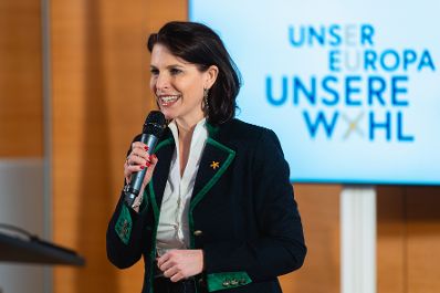 Am 22. Februar 2024 nahm Bundesministern Karoline Edtstadler (im Bild) an der Diskussionsveranstaltung „Unser Europa. Unsere Wahl.“ teil.