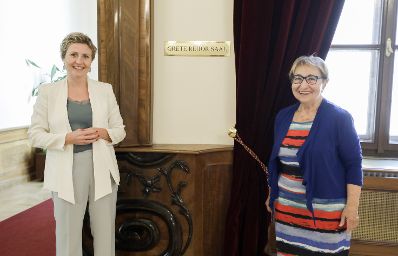 Am 30. Juni 2020 empfing Bundesministerin Susanne Raab Zeitzeuginnen zu einem Gespräch.