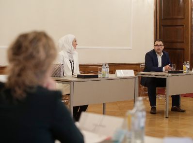 Am 27. Oktober 2020 empfing Bundesministerin Susanne Raab asylberechtigte Studierende des Liese Prokop Stipendiums des Österreichischen Integrationsfonds im Bundeskanzleramt.