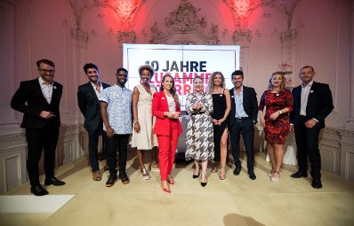 Am 16. September 2021 nahm Bundesministerin Susanne Raab am „Zusammen Österreich“ Gala Abend teil.
