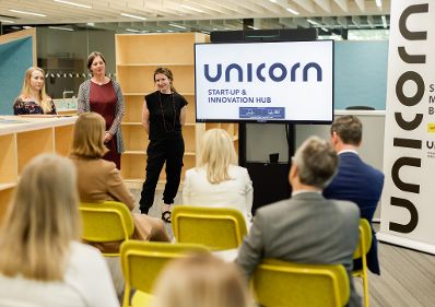 Am 23. Mai 2022 besuchte Bundesministerin Susanne Raab im Rahmen ihres Bundesländertags in Graz das UNICORN Startup & Innovation Hub.