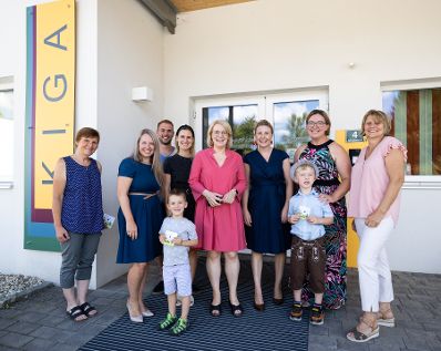 Am 17. August 2022 besuchte Bundesministerin Susanne Raab den Kindergarten „Yspertal“.