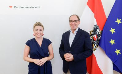 Am 17. August 2022 empfing Bundesministerin Susanne Raab den Bundesminister Johannes Rauch zu einem Gespräch.