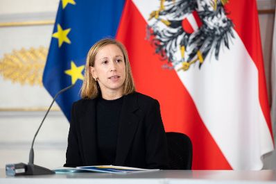 Am 4. November 2022 lud Bundesministerin Susanne Raab zu einem Pressegespräch zum Thema "Integrationsbarometer 2022“.
