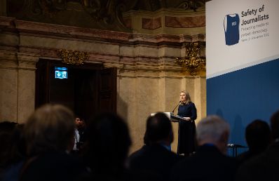 Am 4. November 2022 nahm Bundesministerin Susanne Raab an der Konferenz zur Sicherheit von Journalistinnen und Journalisten teil.
