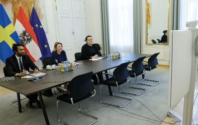 Am 23. Jänner 2023 nahm Bundesministerin Susanne Raab (m.) an einer Videokonferenz mit dem schwedischen Minister Johan Pehrson teil.