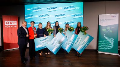 Am 7. März 2024 nahm Bundesministerin Susanne Raab (im Bild) an der Verleihung des Frauen-Förderpreises für Digitalisierung und Innovation am ORF-Mediencampus teil.