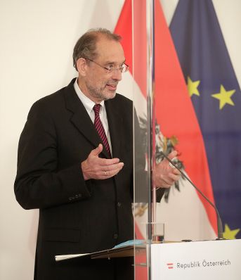 Am 7. Dezember 2020 fand ein Pressestatement zu den Maßnahmen gegen die Krise im Bundeskanzleramt statt. Im Bild Bundesminister Heinz Faßmann.