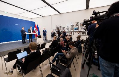 Am 29. März 2023 nahmen Bundesminister Johannes Rauch und Klubobmann August Wöginger am Pressefoyer nach dem Ministerrat teil.