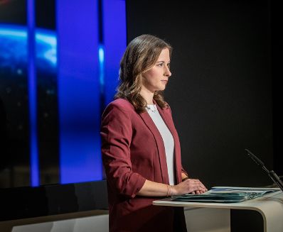 Am 23. Jänner 2022 nahm Staatssekretärin Claudia Plakolm an der ZIB2 im ORF teil.