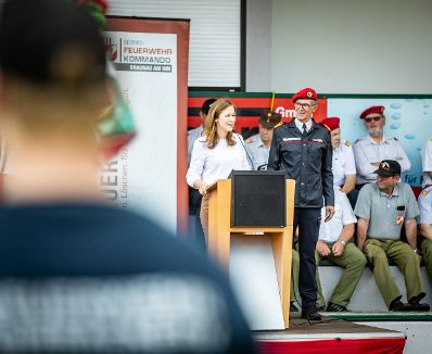Am 15. Juli 2022 besuchte Staatssekretärin Claudia Plakolm (m.l.) im Rahmen ihres Bundesländertags in Oberösterreich das Bezirksjugendlager Braunau.