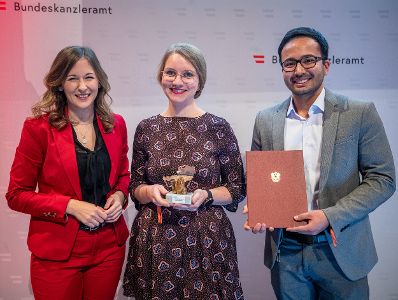 Am 1. Dezember 2022 überreichte Staatssekretärin Claudia Plakolm den Österreichischen Jugendpreis 2022.