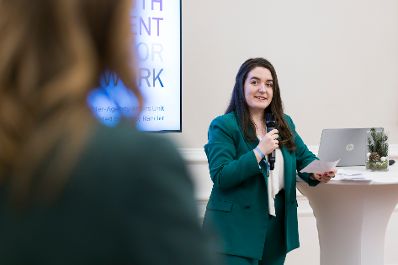 Am 13. Dezember 2022 nahm Staatssekretärin Claudia Plakolm am „Youth Empowerment Accelerator Framework“ Launch im Bundeskanzleramt teil.