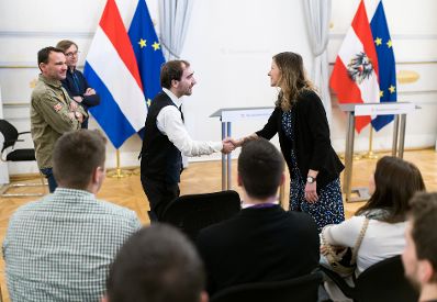 Am 26. Jänner 2023 empfing Staatssekretärin Claudia Plakolm eine Besuchergruppe im Bundeskanzleramt.
