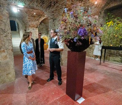 Am 9. September 2023 besuchte Staatssekretärin Claudia Plakolm im Rahmen ihres Bundesländertages die Ausstellung der Meisterbriefverleihung Gartengestalter & Floristen.