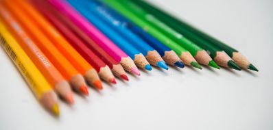 Schulsachen Schlagworte: Bunt, Buntstifte, Farben, Schulsachen