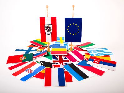 Die Flaggen der Europäischen Union. Schlagwörter: Flaggen, Fahnen, EU, Mitgliedsstaaten, Länder, Rat für Allgemeine Angelegenheiten, GAC