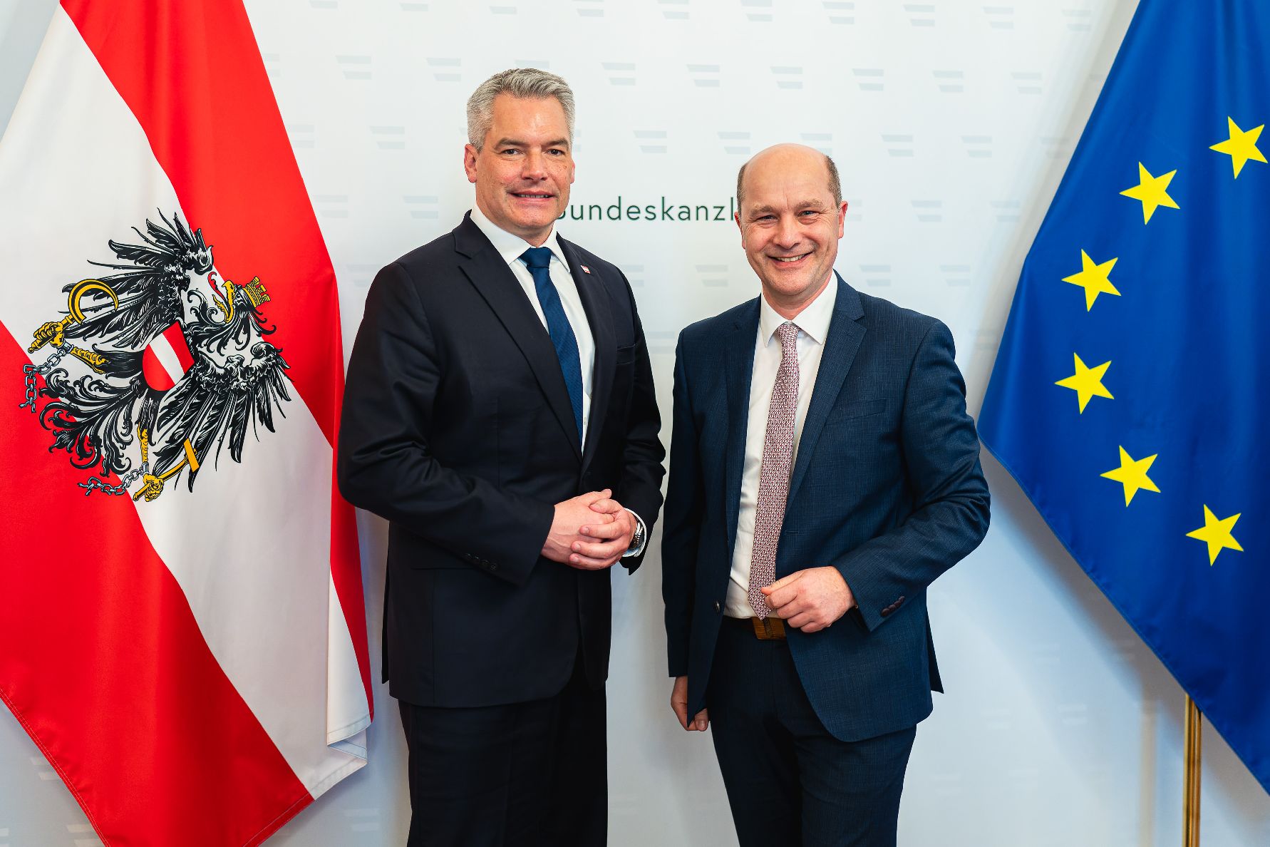 Am 25. März 2024 empfing Bundeskanzler Karl Nehammer (l.) den Präsidenten des Österreichischen Gemeindebundes Johannes Pressl (r.) zu einem Arbeitsgespräch.